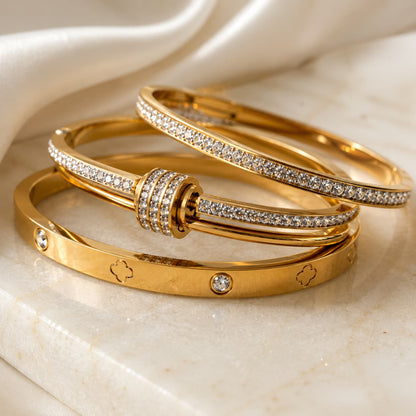 Set de Brazaletes Aurelia™ – Elegancia Dorada ✨